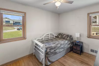 3029 Silver Lake Road NE, Saint Anthony, MN 55418 - Photo 11