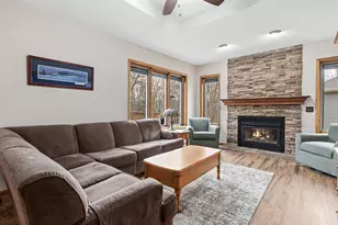15 Apfelridge Ct, South Saint Paul, MN 55075 - Photo 5