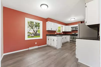900 Green Street, Hudson, WI 54016 - Photo 13