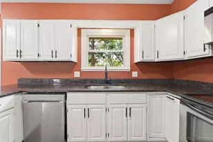 900 Green St, Hudson, WI 54016 - Photo 13
