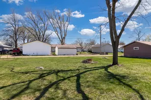 115 S Walnut St, Belle Plaine, MN 56011 - Photo 27