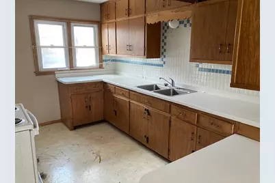 633 Stearns Avenue, Paynesville, MN 56362 - Photo 7