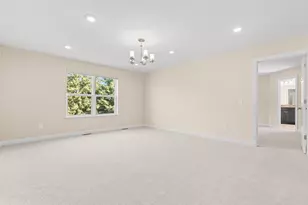 9704 Emerson Ct, Eden Prairie, MN 55347 - Photo 23