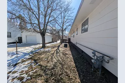 411 6th Avenue SW, Perham, MN 56573 - Photo 7