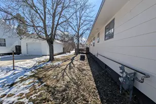 411 6th Ave SW, Perham, MN 56573 - Photo 7