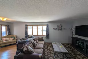411 6th Ave SW, Perham, MN 56573 - Photo 9