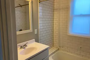 1189 Hawthorne Ave E, Saint Paul, MN 55106 - Photo 5