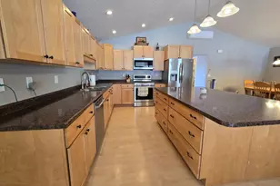 1618 Huron Dr, Detroit Lakes, MN 56501 - Photo 5