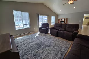 1618 Huron Dr, Detroit Lakes, MN 56501 - Photo 7