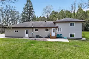 26184 615th St, Mantorville, MN 55955 - Photo 5