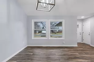601 Cedar St SW, Isanti, MN 55040 - Photo 9