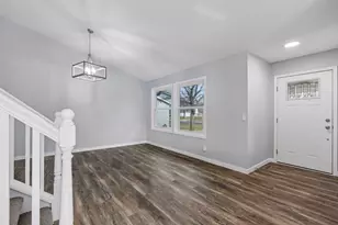 601 Cedar St SW, Isanti, MN 55040 - Photo 5
