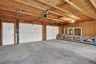 1110 Bryant St, Alexandria, MN 56308 - Photo 11