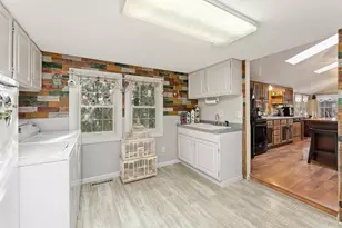 46652 Riverview Dr, La Crescent, MN 55947 - Photo 3