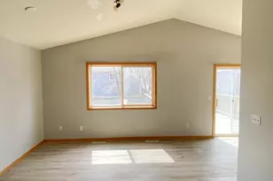 218 Crystal Ln, Montrose, MN 55363 - Photo 11