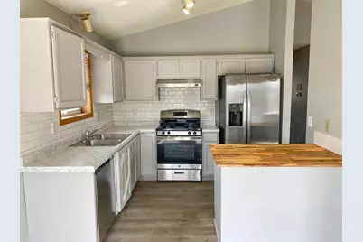 218 Crystal Lane, Montrose, MN 55363 - Photo 7