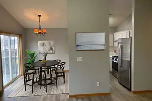 218 Crystal Ln, Montrose, MN 55363 - Photo 5