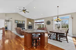 1442 30th St NW, Austin, MN 55912 - Photo 9