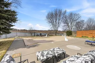 10827 Jersey Dr N, Brooklyn Park, MN 55445 - Photo 43