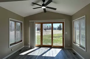 901 W Main St, Belle Plaine, MN 56011 - Photo 3