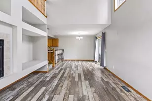 858 Gannon Dr, Shakopee, MN 55379 - Photo 3