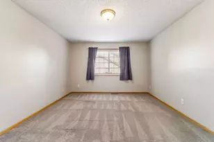 858 Gannon Dr, Shakopee, MN 55379 - Photo 25