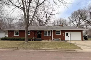 751 Easy St, Tracy, MN 56175 - Photo 1