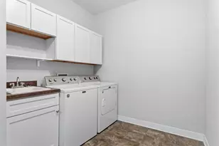 2209 Greenfield Dr W, Northfield, MN 55057 - Photo 9