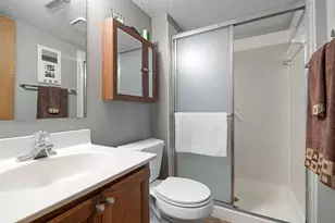 7012 W 84th St Cir, Bloomington, MN 55438 - Photo 17