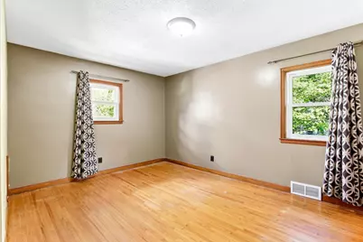 228 5th Avenue NE, Faribault, MN 55021 - Photo 13