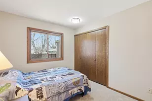 7351 Walnut Ct, Eden Prairie, MN 55346 - Photo 23