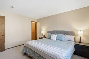 7351 Walnut Ct, Eden Prairie, MN 55346 - Photo 19