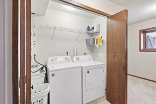 7351 Walnut Ct, Eden Prairie, MN 55346 - Photo 31