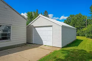 525 3rd St SE, Perham, MN 56573 - Photo 35