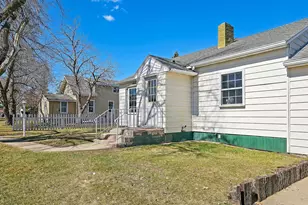 525 3rd St SE, Perham, MN 56573 - Photo 9