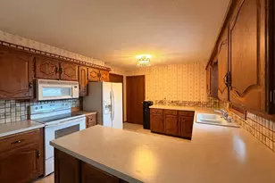 1306 Marie Ave, Albert Lea, MN 56007 - Photo 7