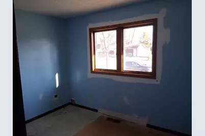 803 11 1/2 Avenue SE, Willmar, MN 56201 - Photo 7