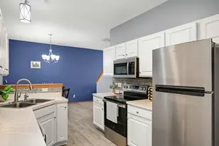 1572 Countryside Dr, Shakopee, MN 55379 - Photo 11