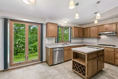 3170 12th Street NW, New Brighton, MN 55112 - Photo 5