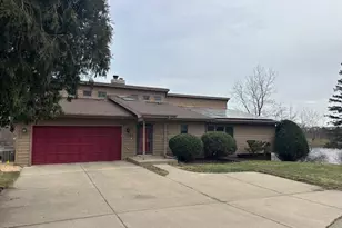 1329 Towerview Rd, Eagan, MN 55121 - Photo 5