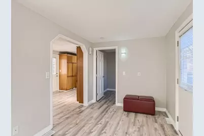 480 Roselawn Avenue E, Maplewood, MN 55117 - Photo 5