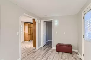 480 Roselawn Ave E, Maplewood, MN 55117 - Photo 5