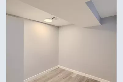 480 Roselawn Avenue E, Maplewood, MN 55117 - Photo 13