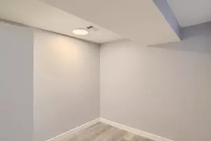 480 Roselawn Ave E, Maplewood, MN 55117 - Photo 13