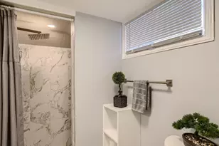 480 Roselawn Ave E, Maplewood, MN 55117 - Photo 11