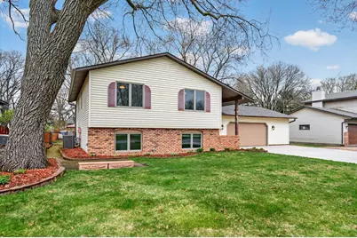 8381 Knollwood Drive, Mounds View, MN 55112 - Photo 1