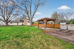8381 Knollwood Dr, Mounds View, MN 55112 - Photo 25