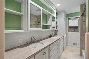 8381 Knollwood Dr, Mounds View, MN 55112 - Photo 9