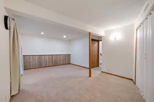 9619 Ensign Cir, Bloomington, MN 55438 - Photo 21