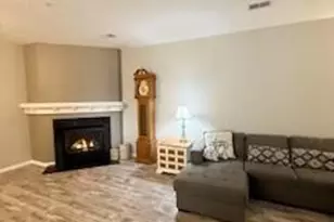 1240 County Rd D E, Maplewood, MN 55109 - Photo 5